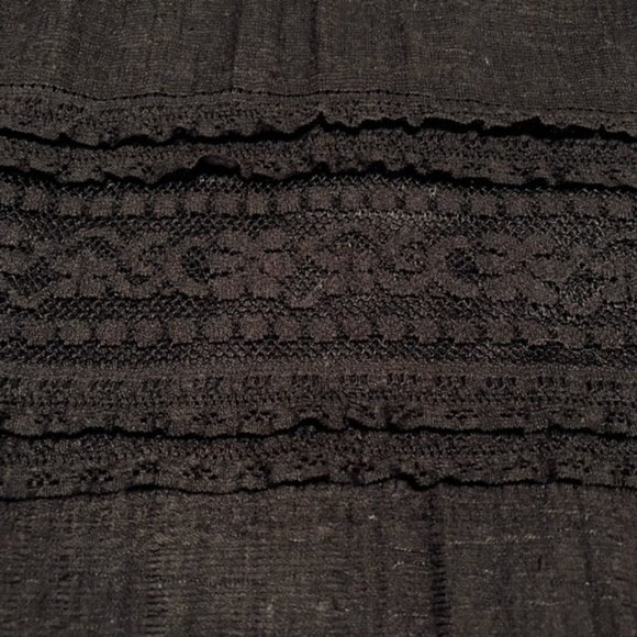 Le Chateau black lace dress - Picture 8 of 8